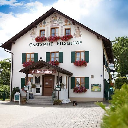 Landgasthof Pilsenhof Entenbraterei Hechendorf am Pilsensee Bagian luar foto