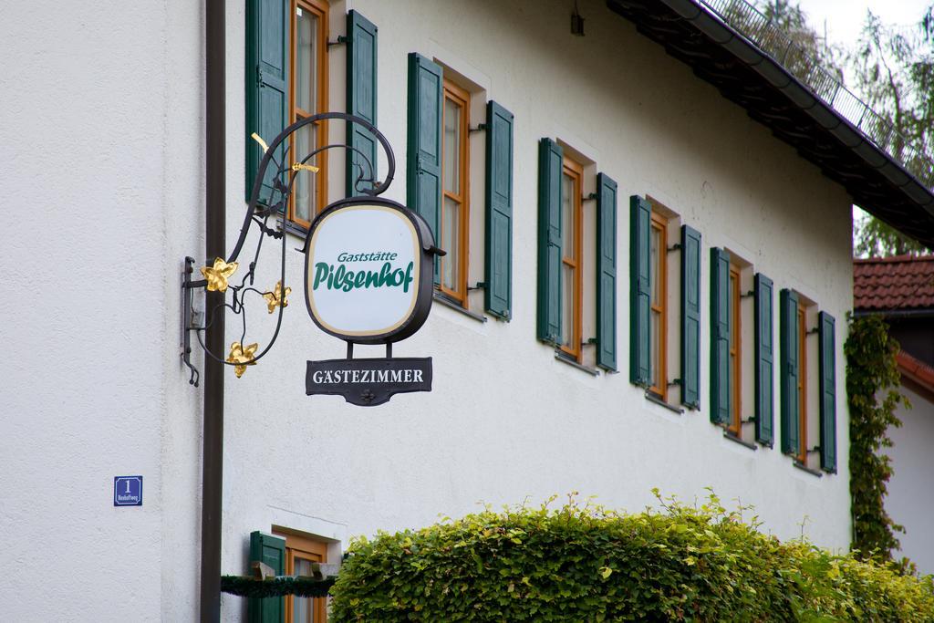Landgasthof Pilsenhof Entenbraterei Hechendorf am Pilsensee Bagian luar foto