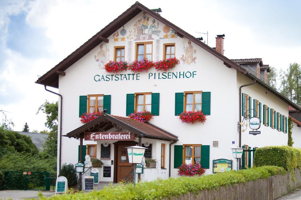 Landgasthof Pilsenhof Entenbraterei Hechendorf am Pilsensee Bagian luar foto