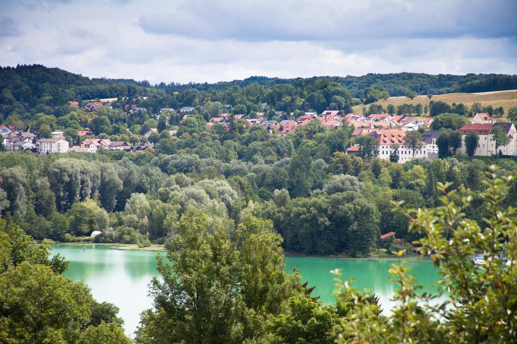 Landgasthof Pilsenhof Entenbraterei Hechendorf am Pilsensee Bagian luar foto