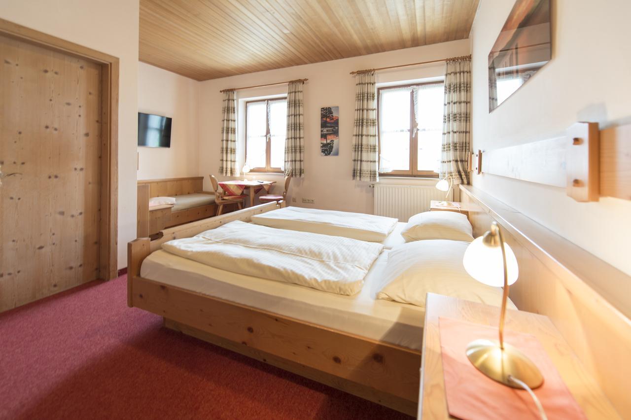 Landgasthof Pilsenhof Entenbraterei Hechendorf am Pilsensee Bagian luar foto